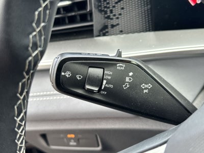 Volkswagen Tiguan SE 2025