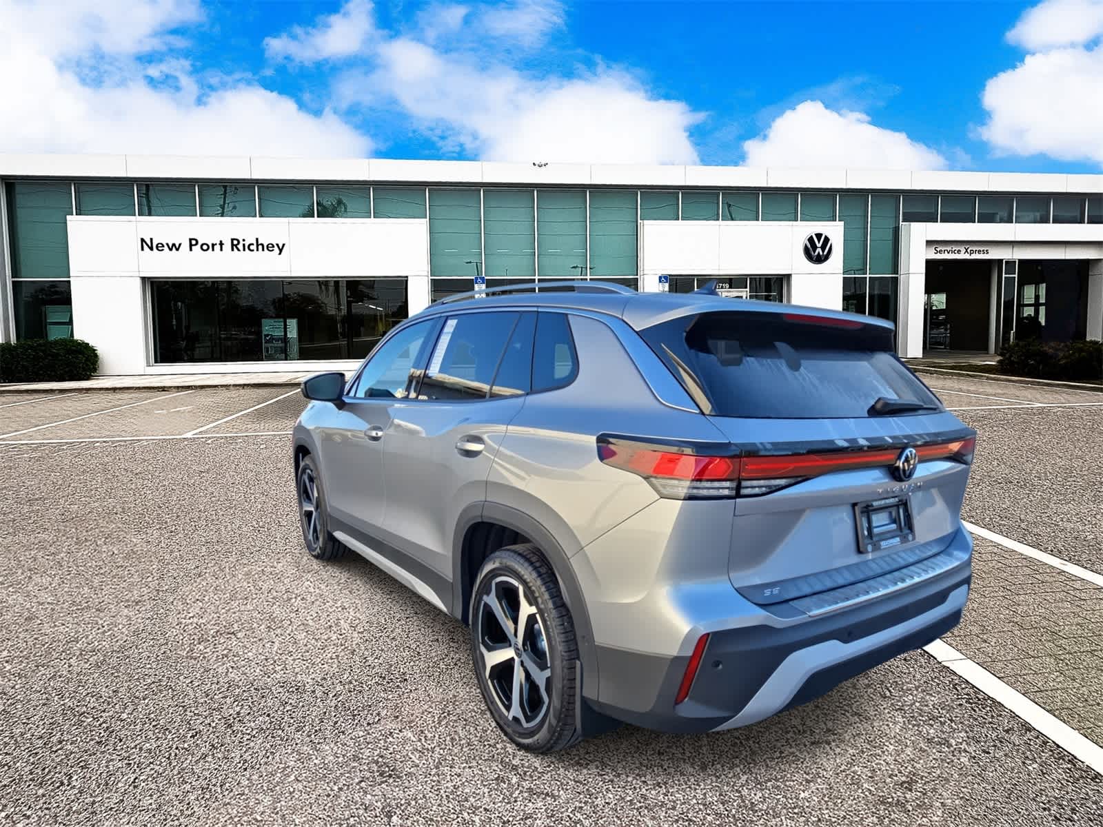 2026 Volkswagen Tiguan 2.0T SE