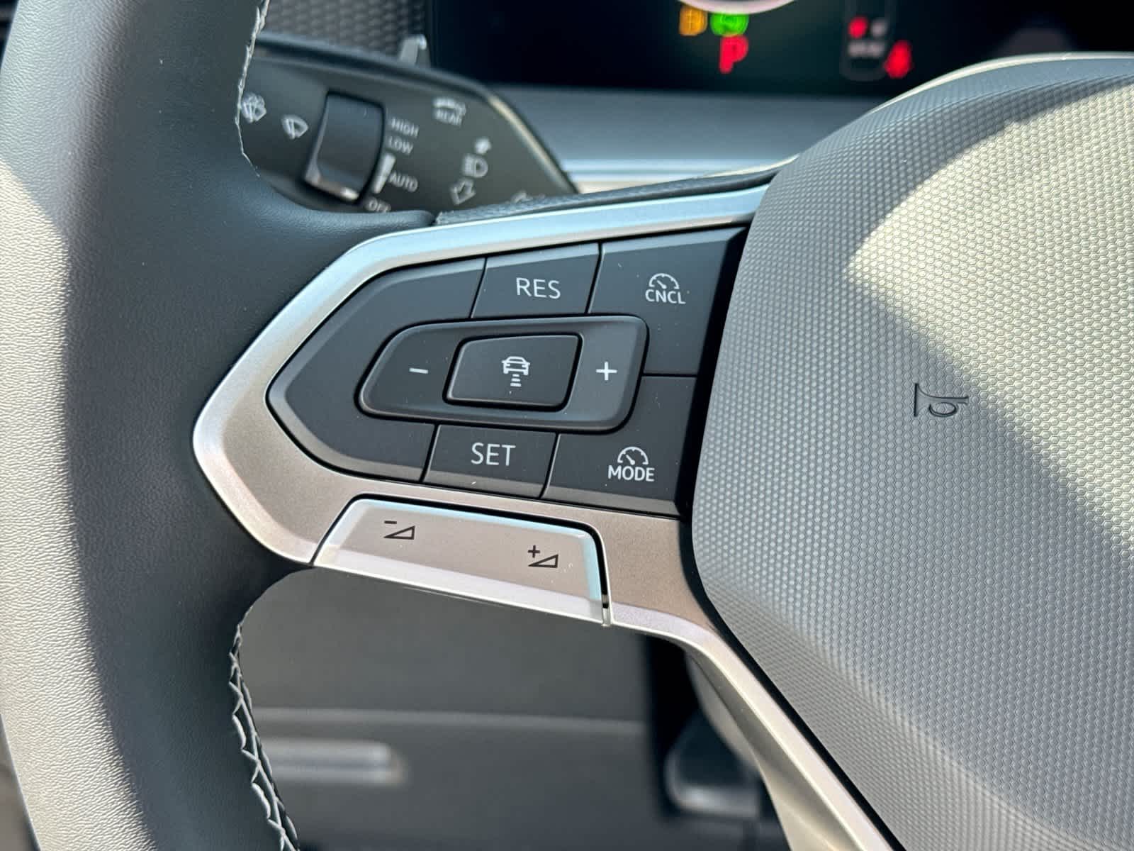 Volkswagen Tiguan SE 2026