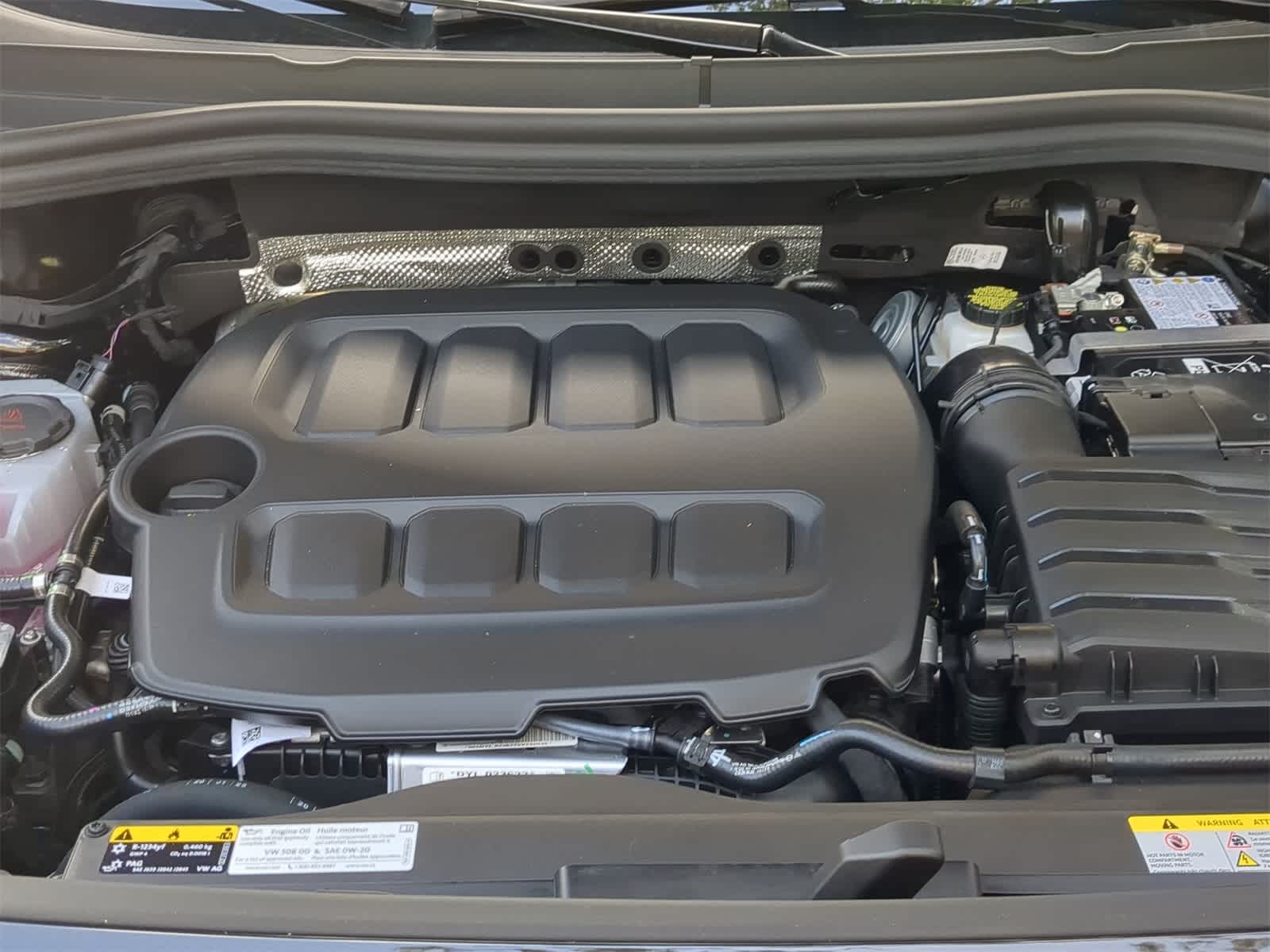 2025 Volkswagen Tiguan 2.0T SE