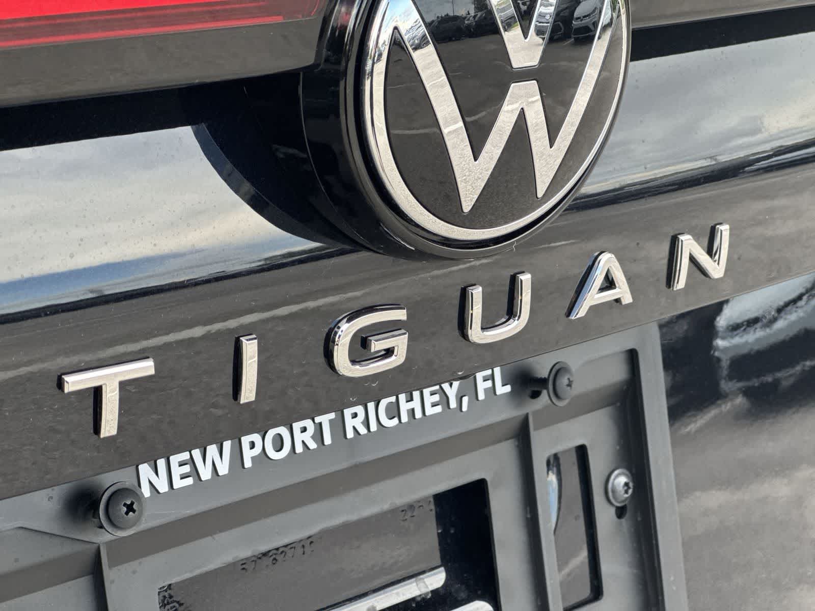 2026 Volkswagen Tiguan 2.0T SE