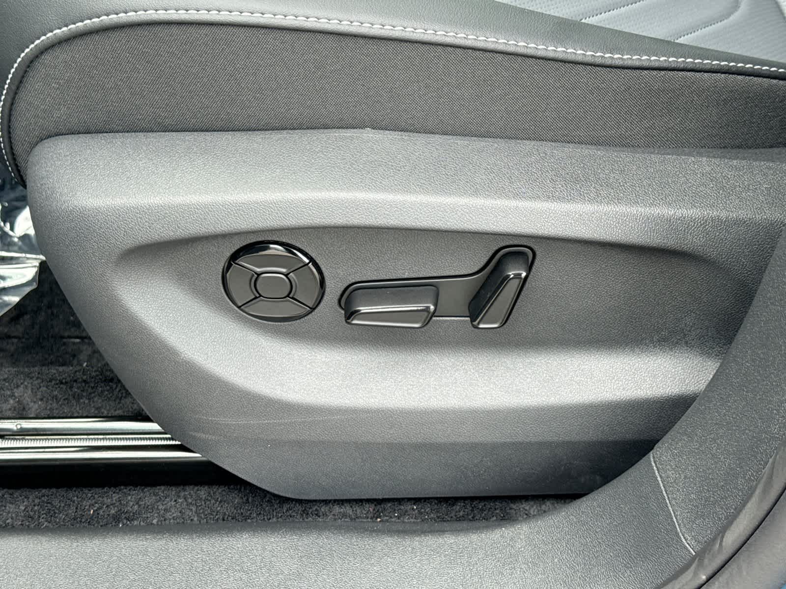 Volkswagen Tiguan SE 2026