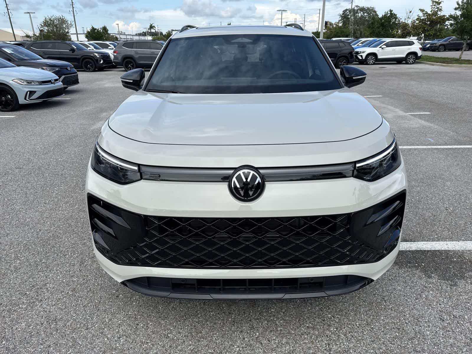 Volkswagen Tiguan 2.0T SE R-Line Negro 2026