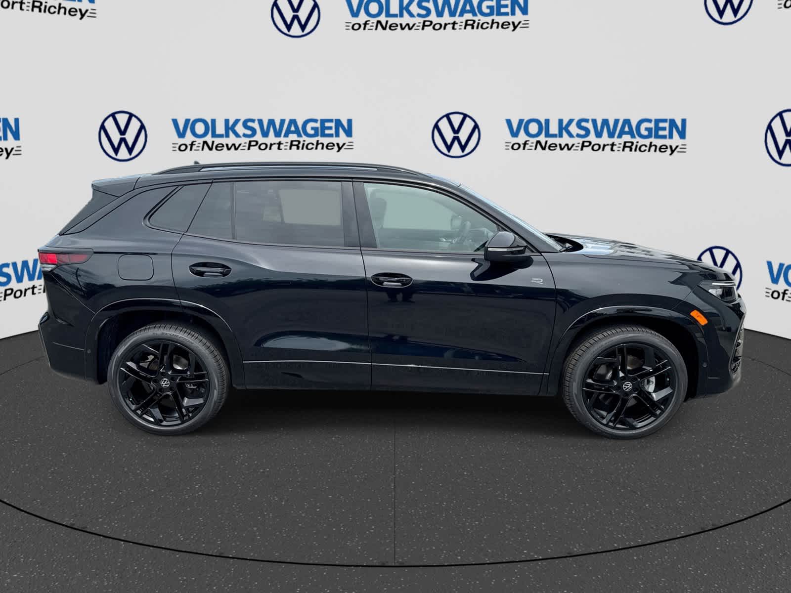 2026 Volkswagen Tiguan SE R-Line Negro
