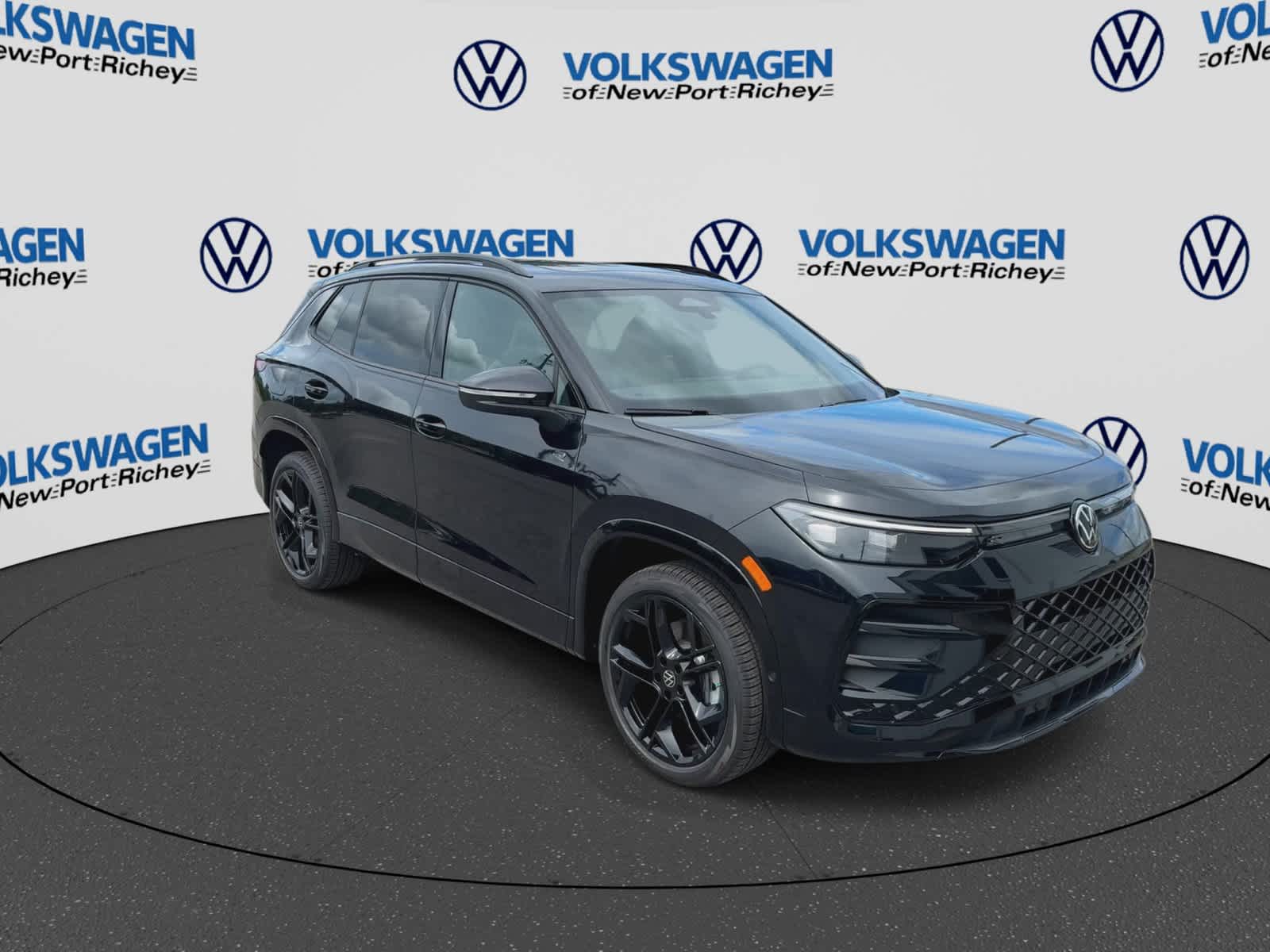 2026 Volkswagen Tiguan SE R-Line Negro