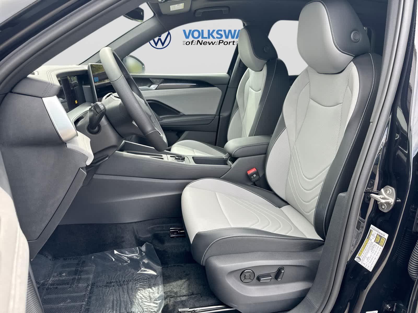 2026 Volkswagen Tiguan SE R-Line Negro