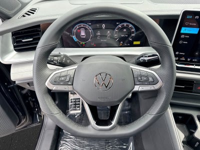 2026 Volkswagen Tiguan SE R-Line Negro