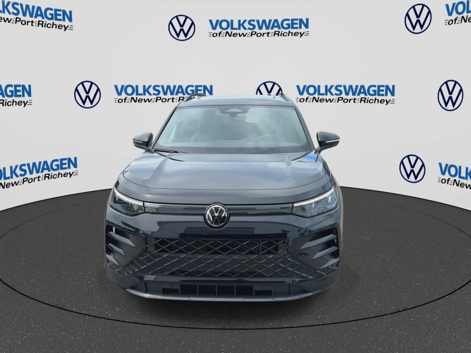 2026 Volkswagen Tiguan SE R-Line Negro