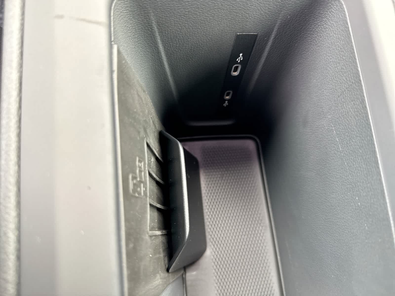 2026 Volkswagen Tiguan SE R-Line Negro