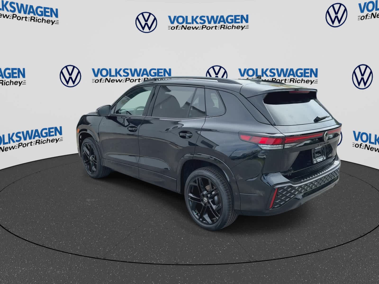 2026 Volkswagen Tiguan SE R-Line Negro