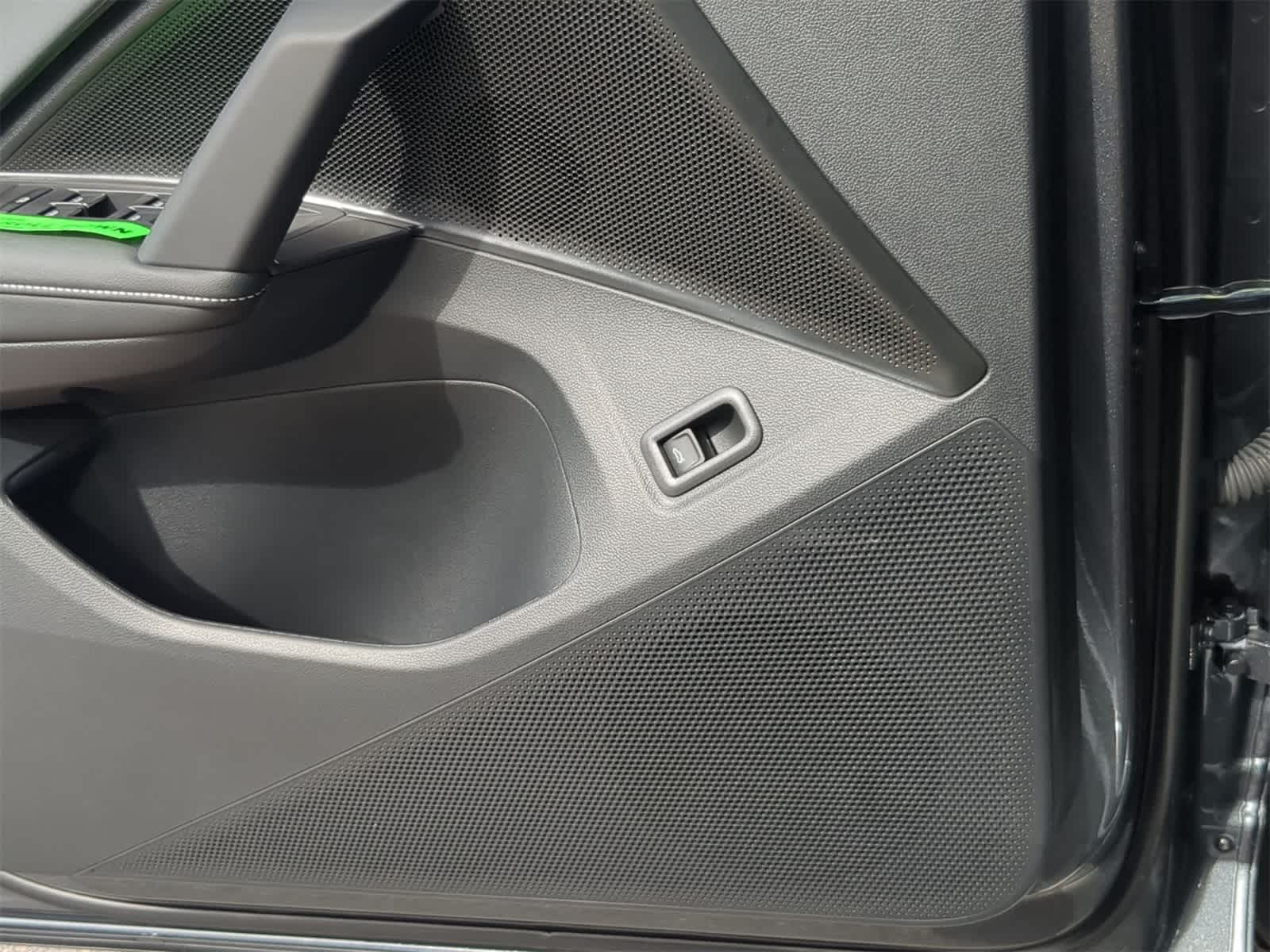 Volkswagen Tiguan 2.0T SE R-Line Negro 2026