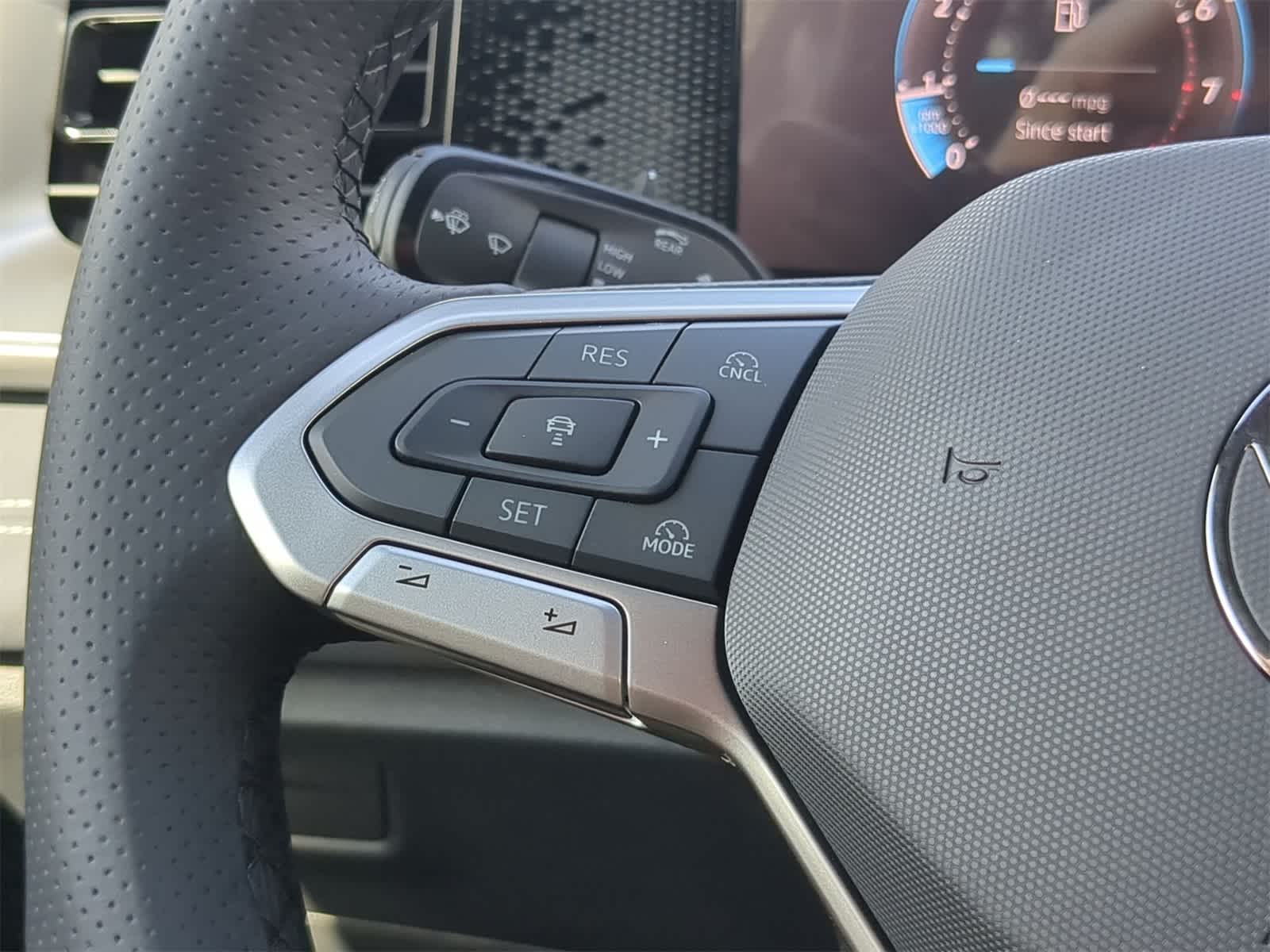 Volkswagen Tiguan 2.0T SE R-Line Negro 2026