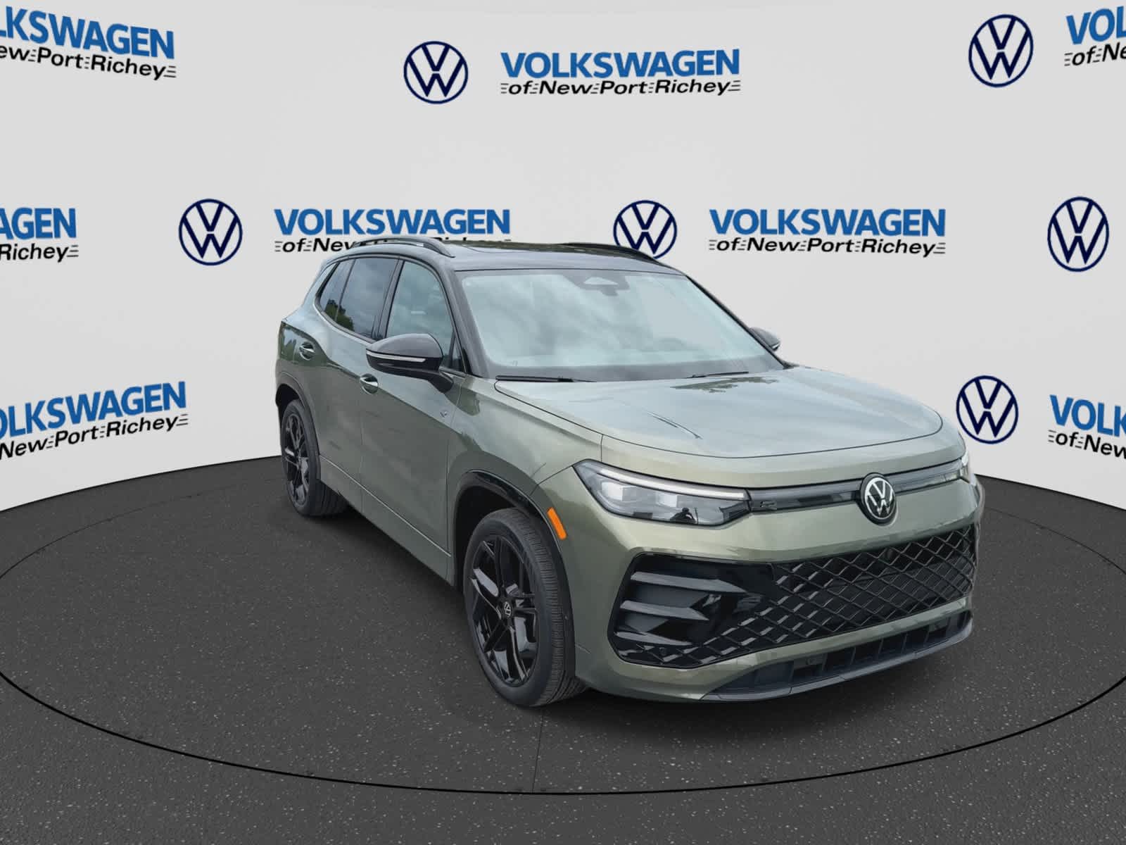 2026 Volkswagen Tiguan SE R-Line Negro
