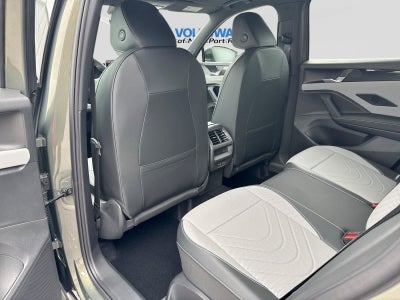 2026 Volkswagen Tiguan SE R-Line Negro