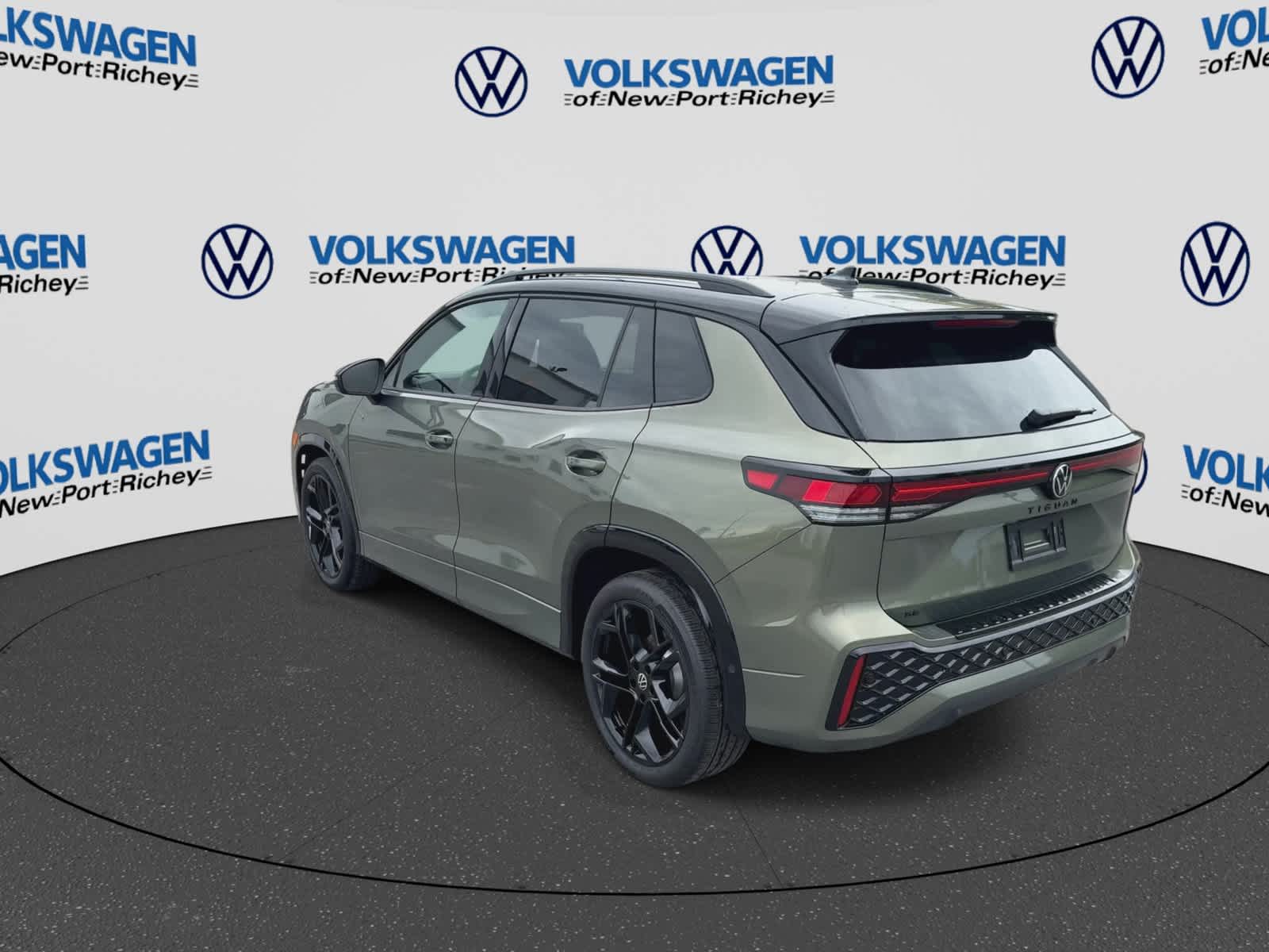 2026 Volkswagen Tiguan SE R-Line Negro