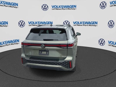 2026 Volkswagen Tiguan SE R-Line Negro