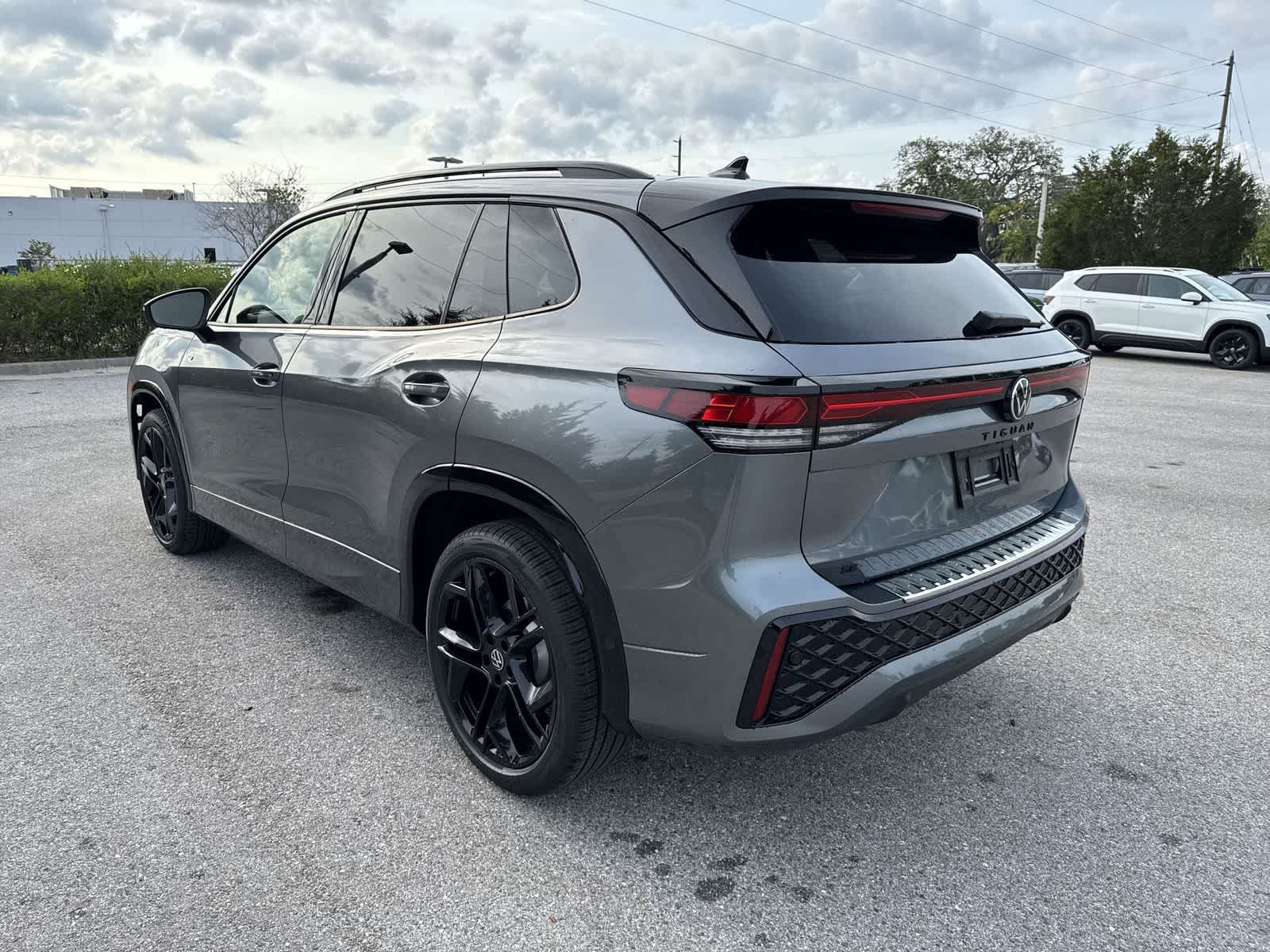 Volkswagen Tiguan 2.0T SE R-Line Negro 2026