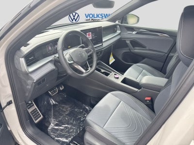 2026 Volkswagen Tiguan SE R-Line Negro