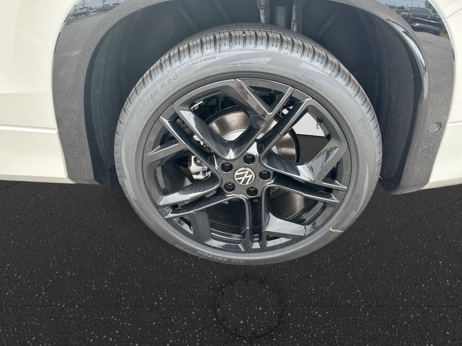 2026 Volkswagen Tiguan SE R-Line Negro