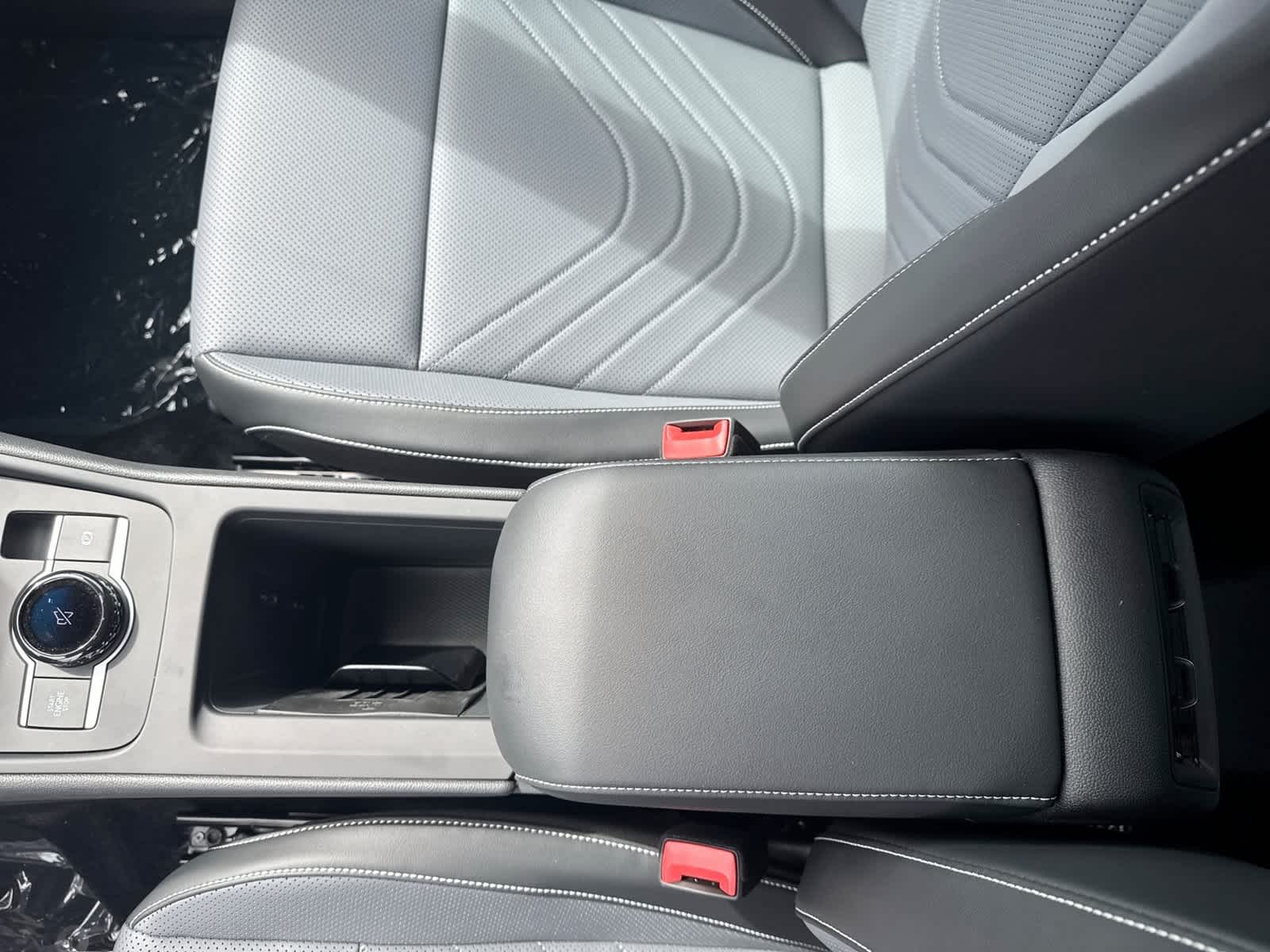 2026 Volkswagen Tiguan SE R-Line Negro