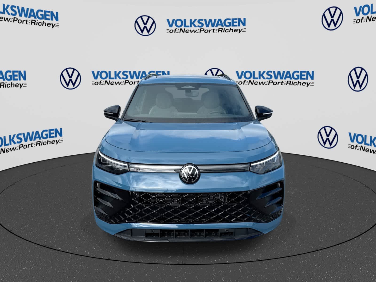 2026 Volkswagen Tiguan SE R-Line Negro