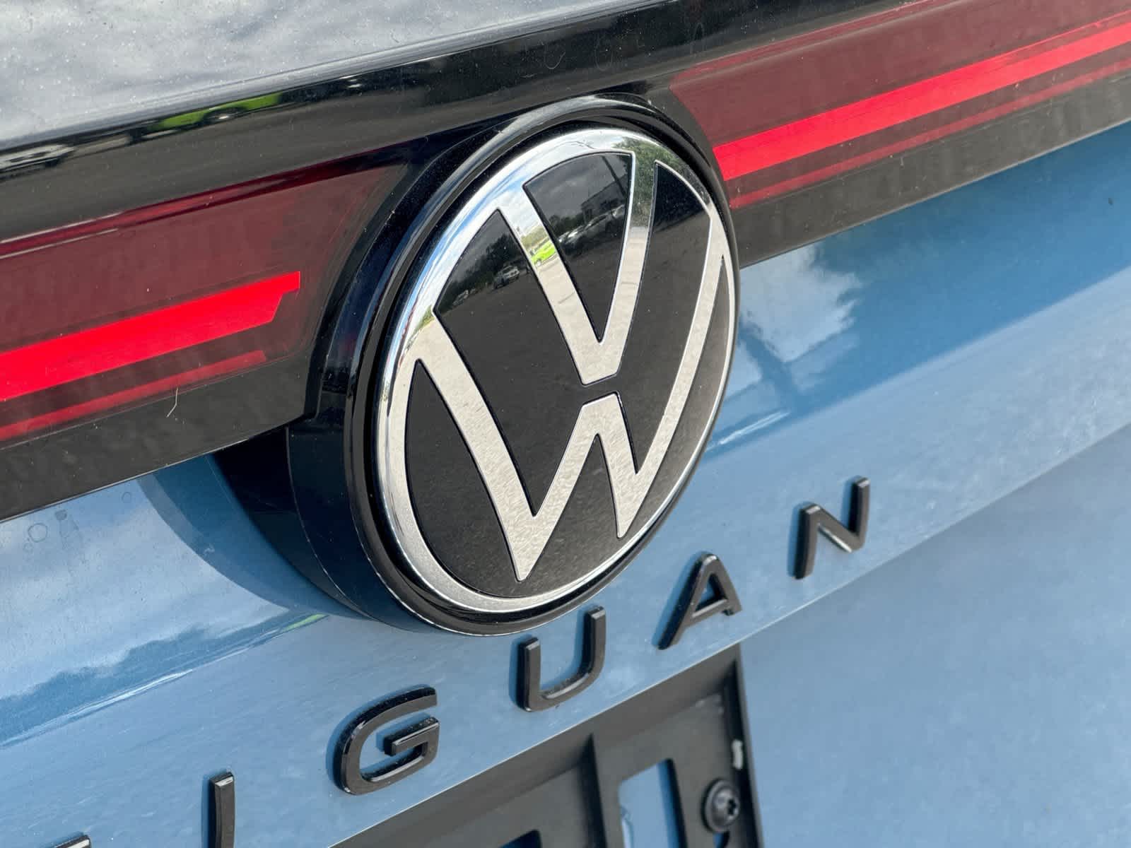 2026 Volkswagen Tiguan SE R-Line Negro