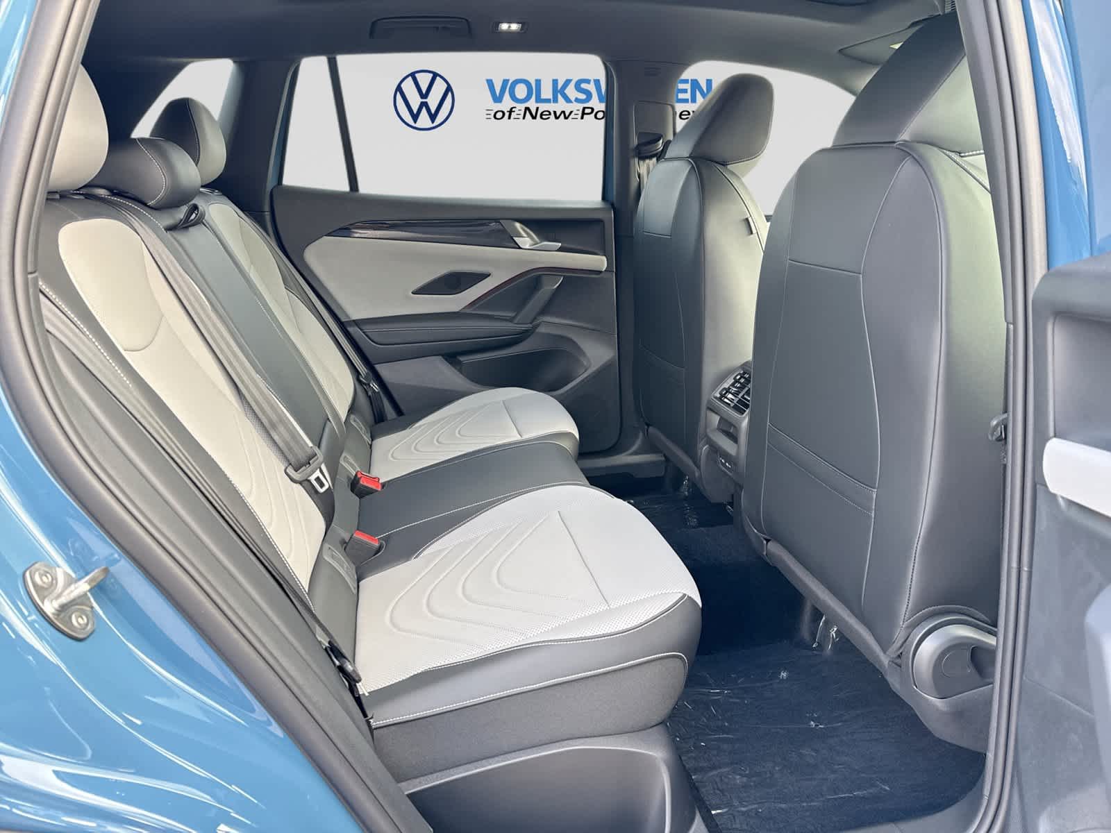 2026 Volkswagen Tiguan SE R-Line Negro