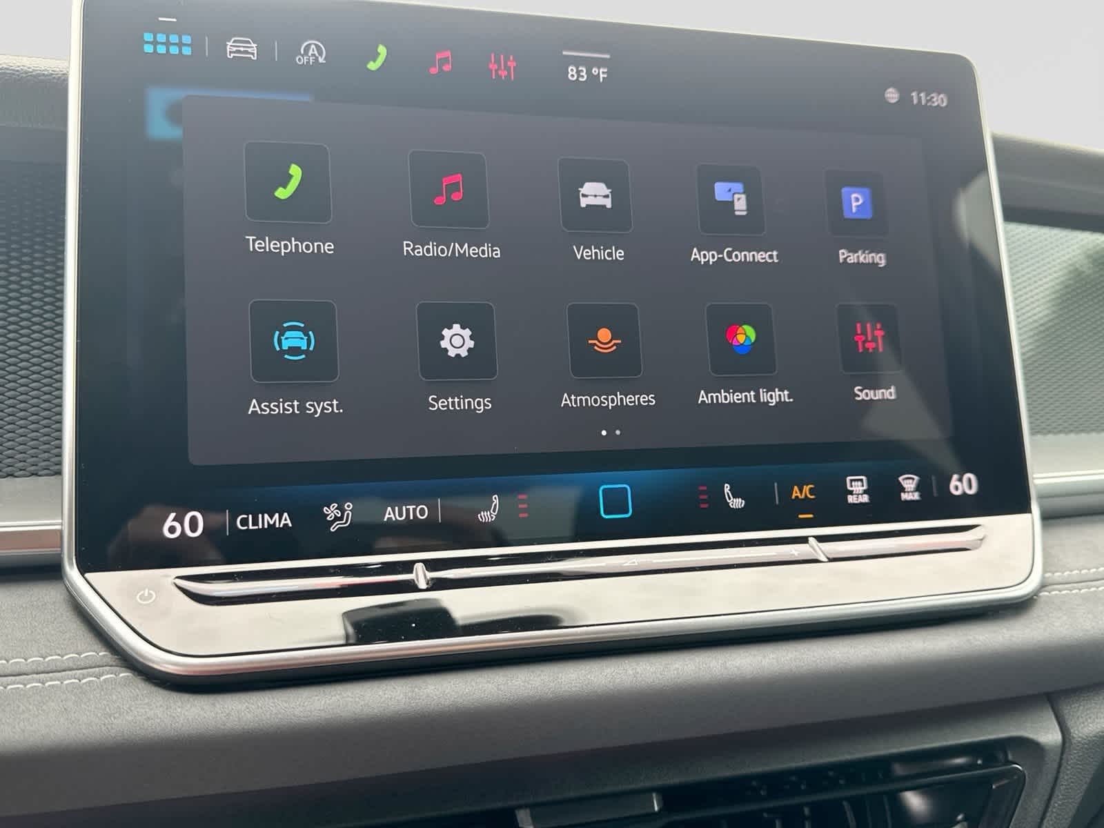 2026 Volkswagen Tiguan SE R-Line Negro