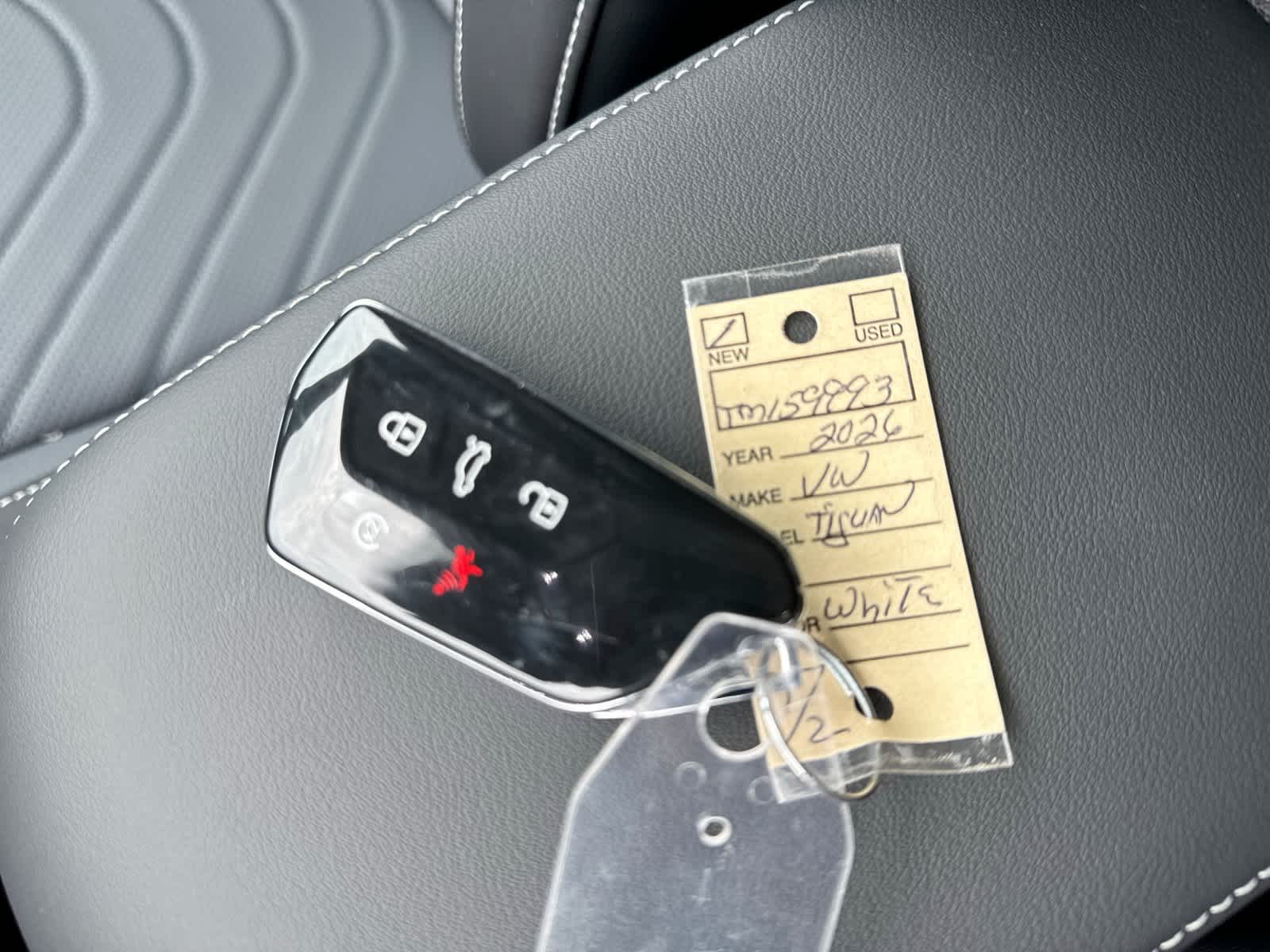 2026 Volkswagen Tiguan SE R-Line Negro