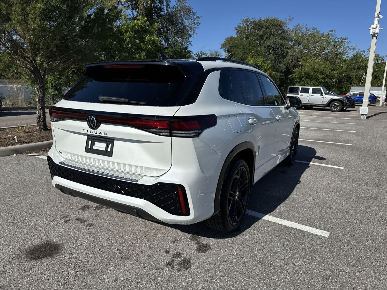 Volkswagen Tiguan 2.0T SE R-Line Negro 2026