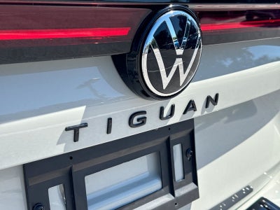 2026 Volkswagen Tiguan SE R-Line Negro