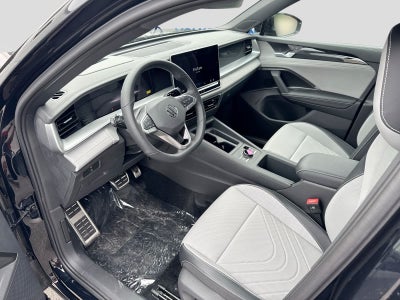 2026 Volkswagen Tiguan SE R-Line Negro
