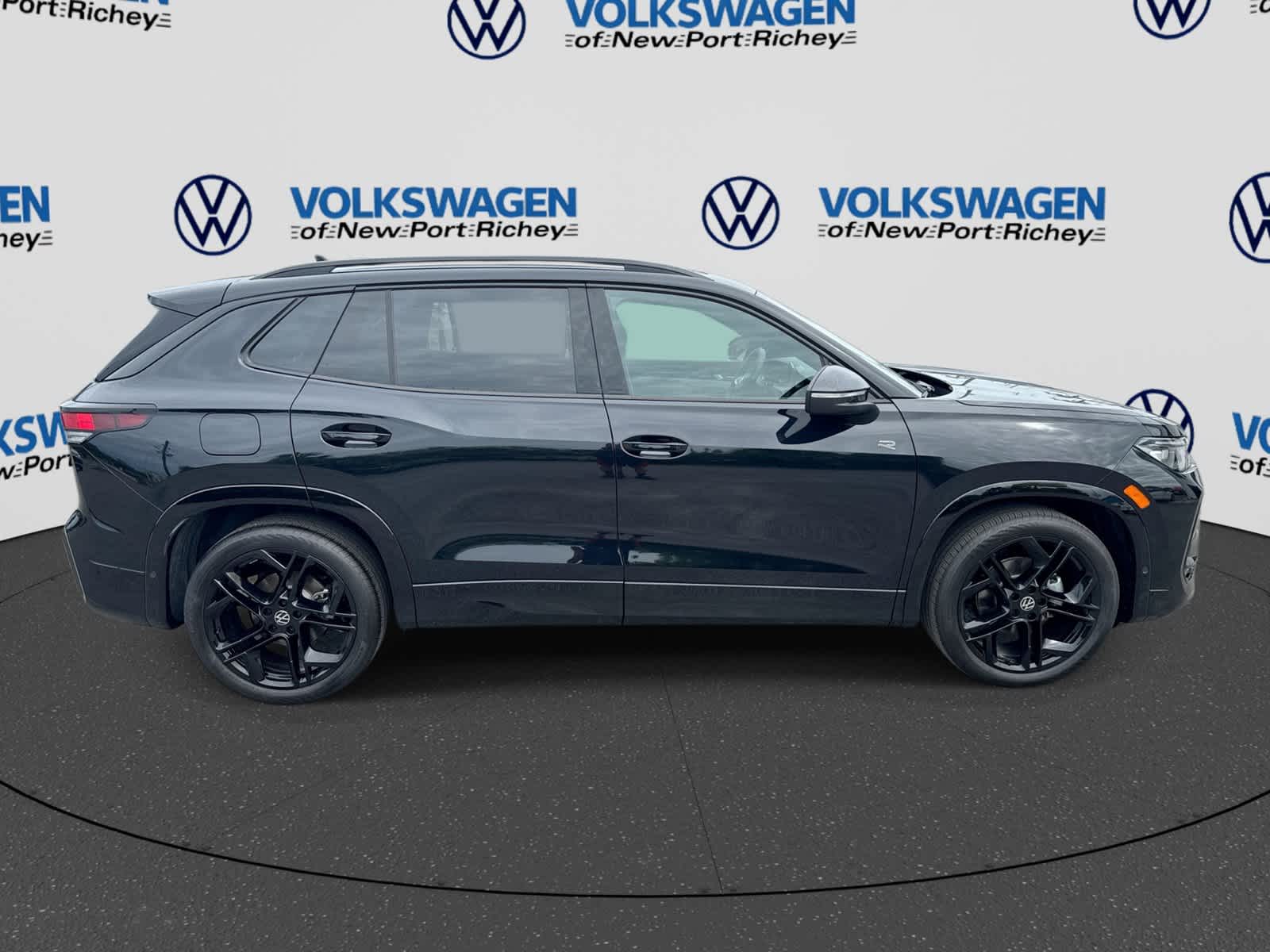 2026 Volkswagen Tiguan SE R-Line Negro