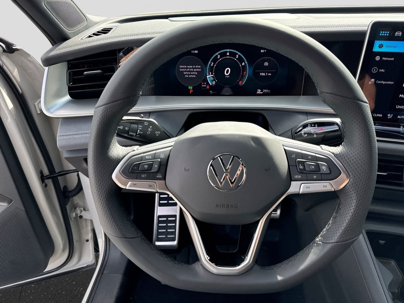 2026 Volkswagen Tiguan SE R-Line Negro