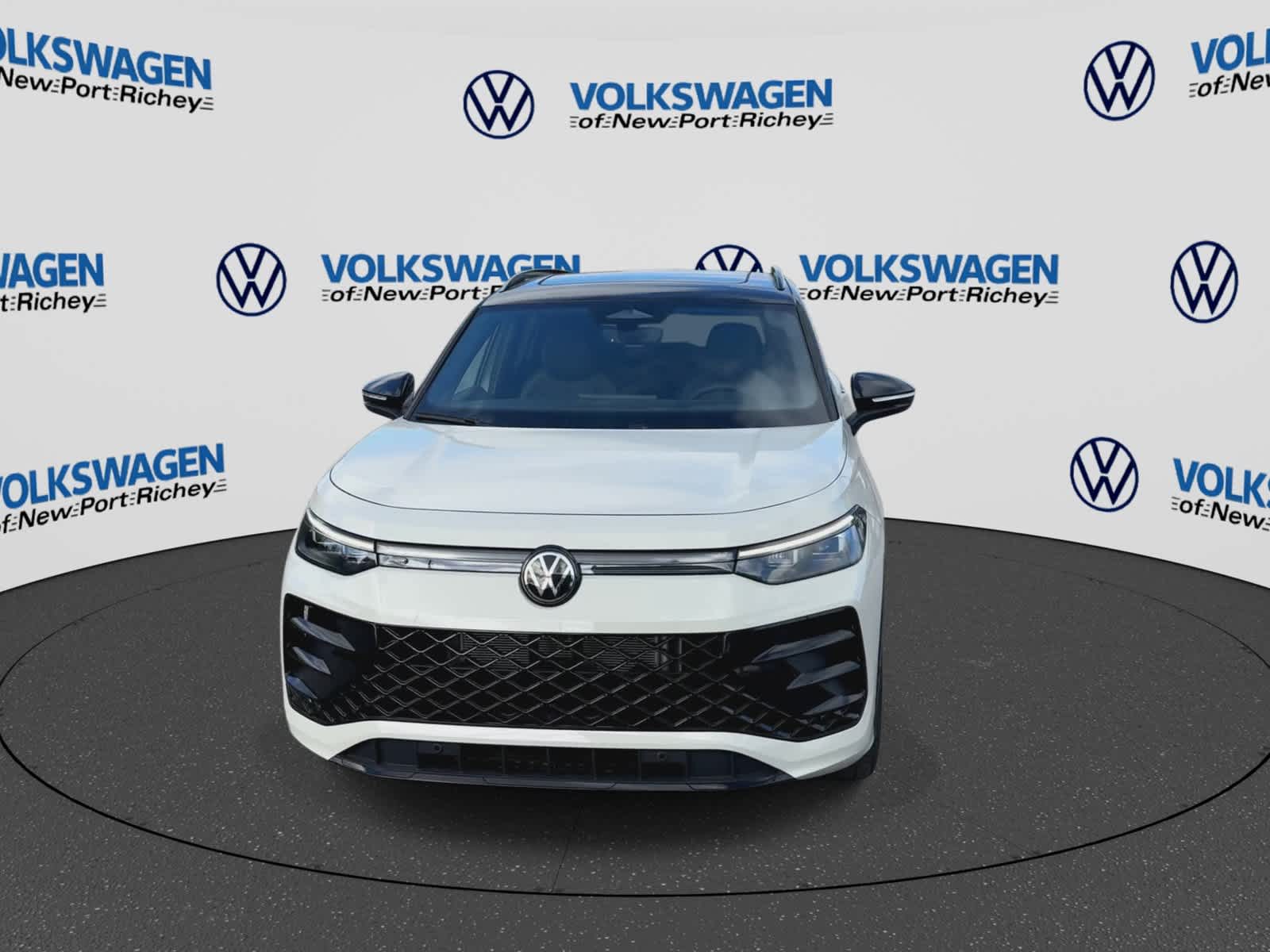 2026 Volkswagen Tiguan SE R-Line Negro