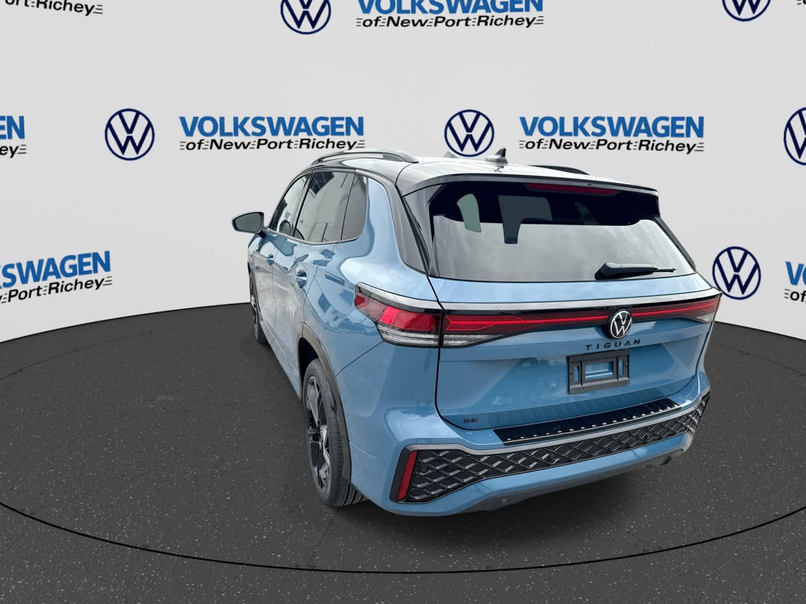 2026 Volkswagen Tiguan SE R-Line Negro