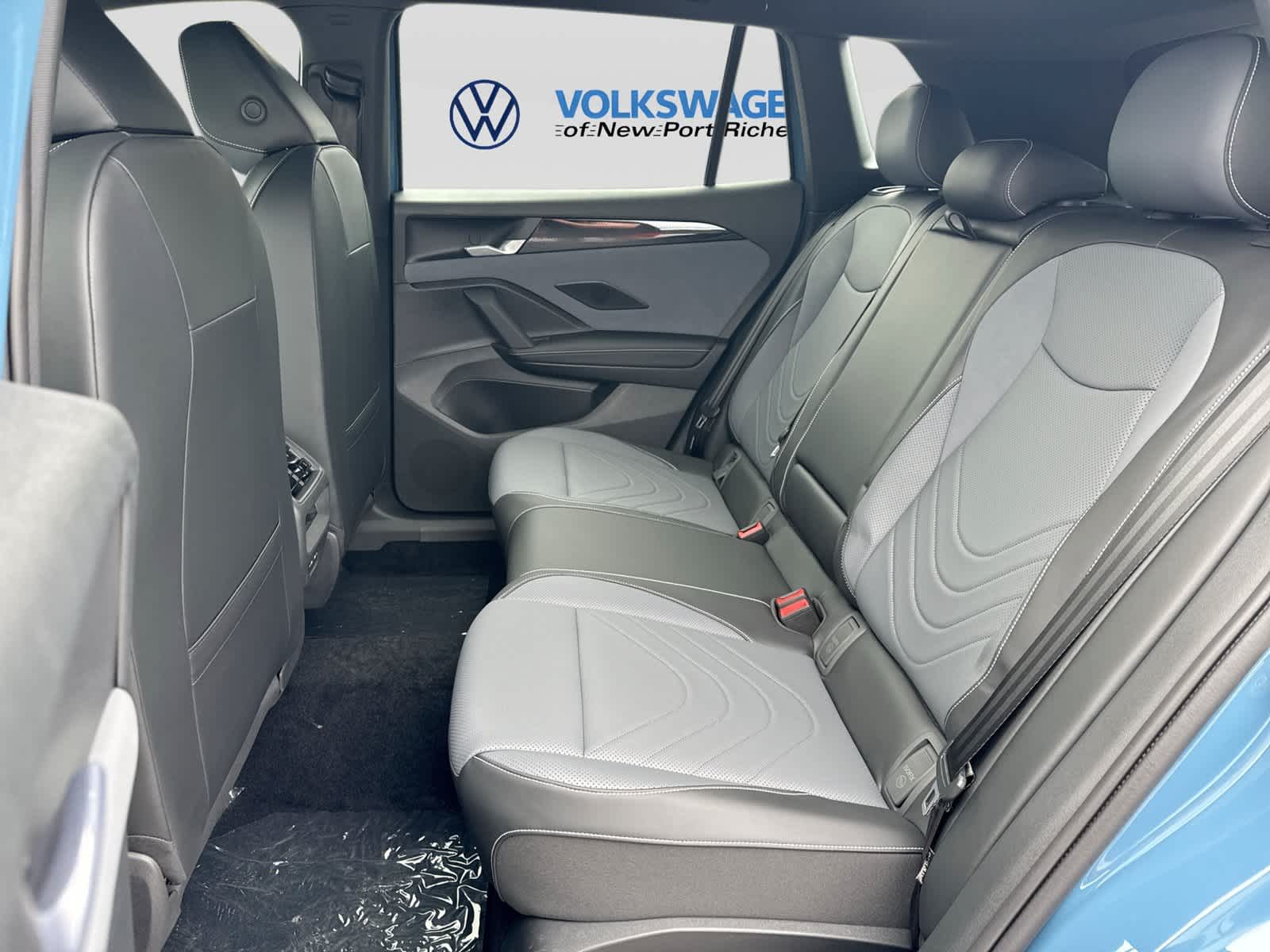 2026 Volkswagen Tiguan SE R-Line Negro
