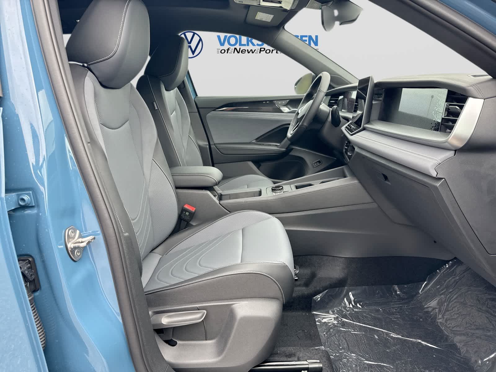 2026 Volkswagen Tiguan SE R-Line Negro