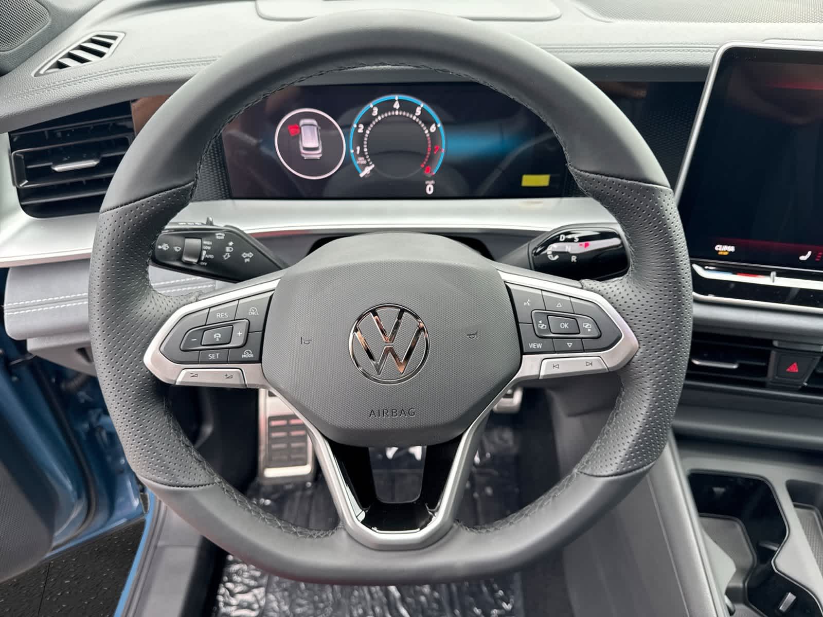 2026 Volkswagen Tiguan SE R-Line Negro