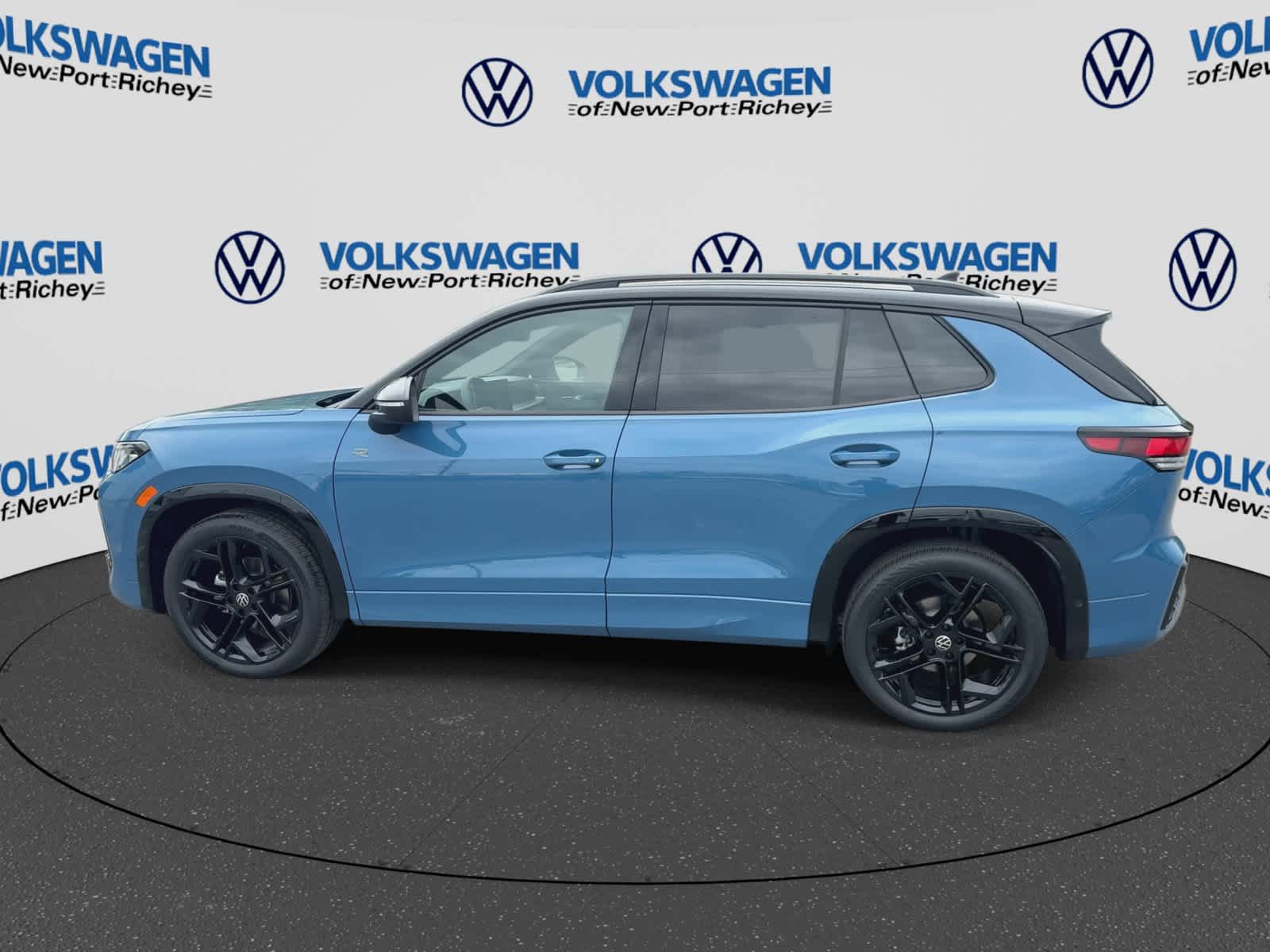 2026 Volkswagen Tiguan SE R-Line Negro