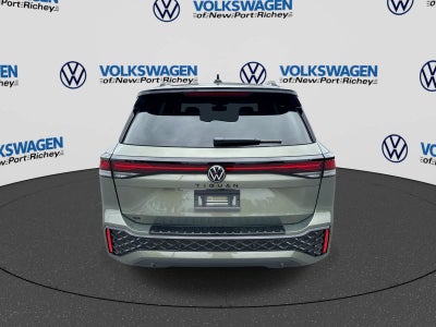 2026 Volkswagen Tiguan SE R-Line Negro
