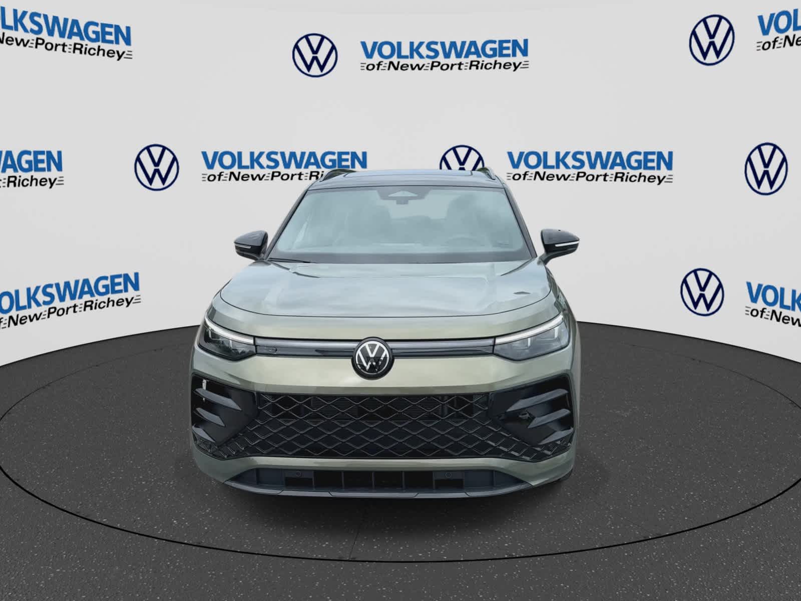 2026 Volkswagen Tiguan SE R-Line Negro