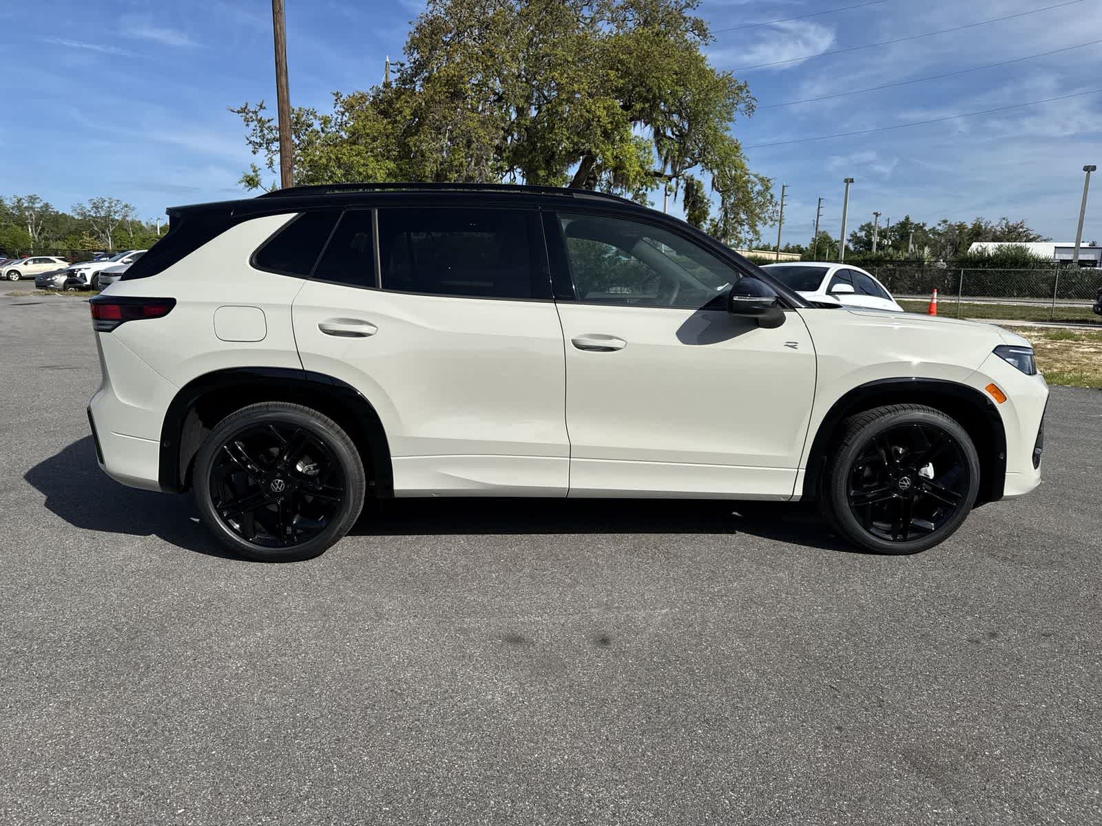 Volkswagen Tiguan 2.0T SE R-Line Negro 2026