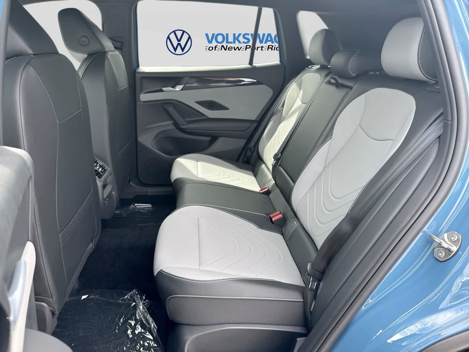 2026 Volkswagen Tiguan SE R-Line Negro