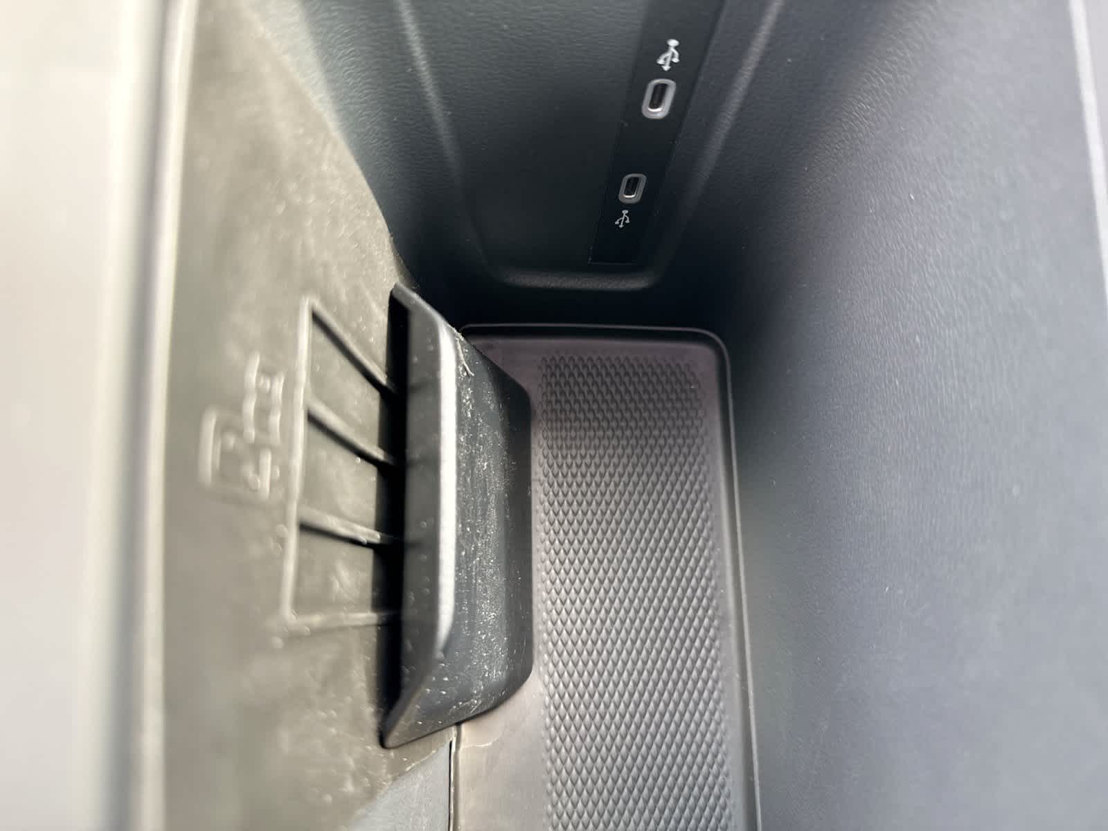 2026 Volkswagen Tiguan SE R-Line Negro
