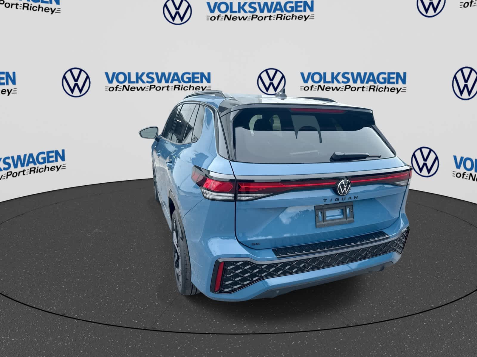 2026 Volkswagen Tiguan SE R-Line Negro