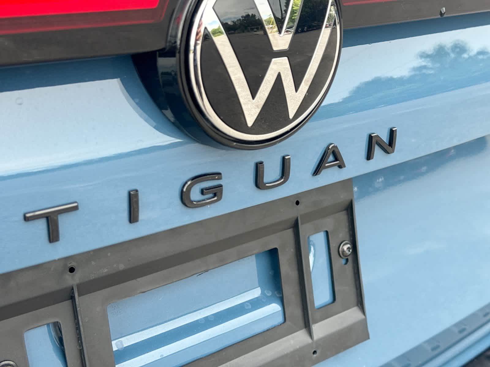 2026 Volkswagen Tiguan SE R-Line Negro