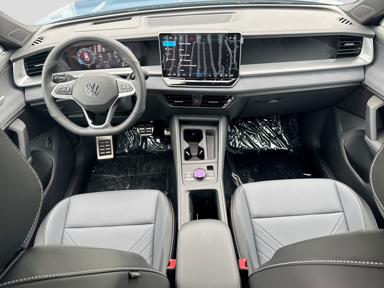 2026 Volkswagen Tiguan SE R-Line Negro
