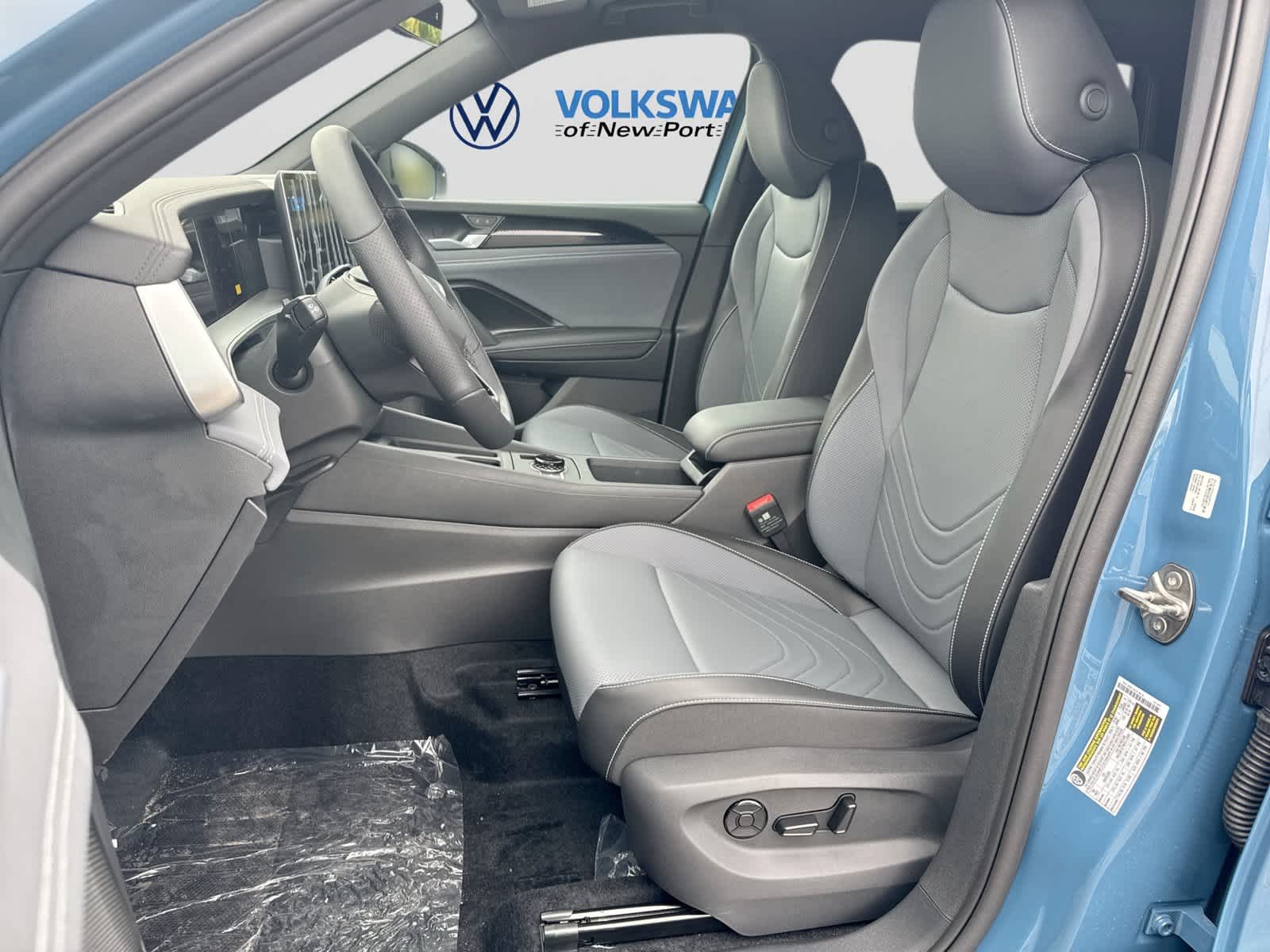 2026 Volkswagen Tiguan SE R-Line Negro