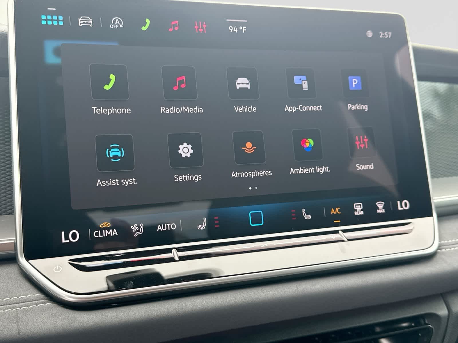 2026 Volkswagen Tiguan SE R-Line Negro